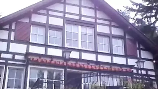 almanya'dan zayıf esmer bir bayan fena üç sert çubuk tarafından yok edildi