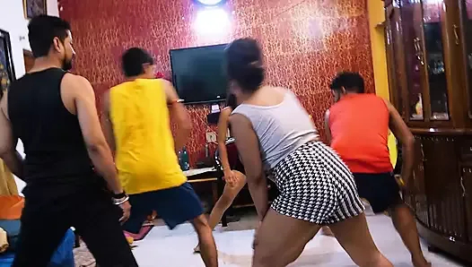 sabah yoga pratiği ve sikildi öğretmen ve öğrenci birbirlerine, sert Grup Seks