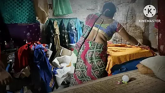 eski üvey kardeş stripped çıplak ve sikildi içinde köpek stil itibaren arkasında Hint desi kızlar sax